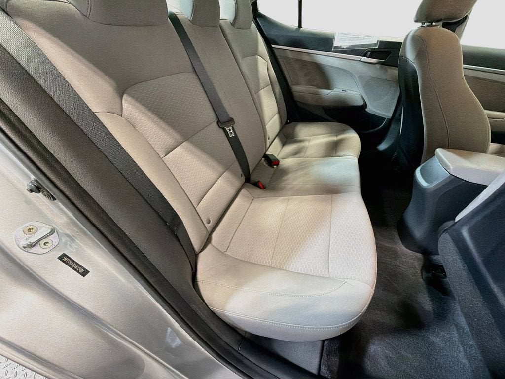 2020 Hyundai Elantra SE