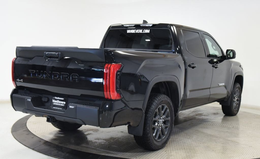 2024 Toyota Tundra 4WD SR5