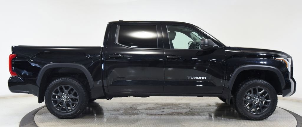 2024 Toyota Tundra 4WD SR5
