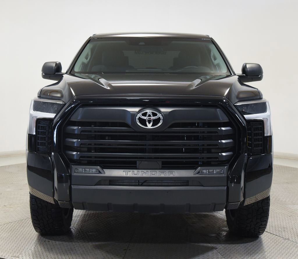 2024 Toyota Tundra 4WD SR5