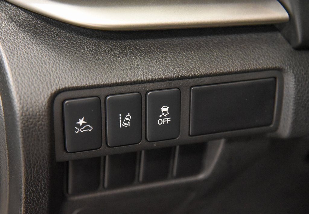 2024 Mitsubishi Eclipse Cross LE