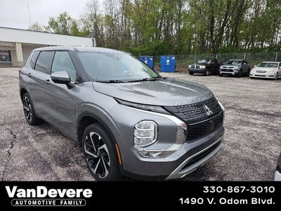 2022 Mitsubishi Outlander SE