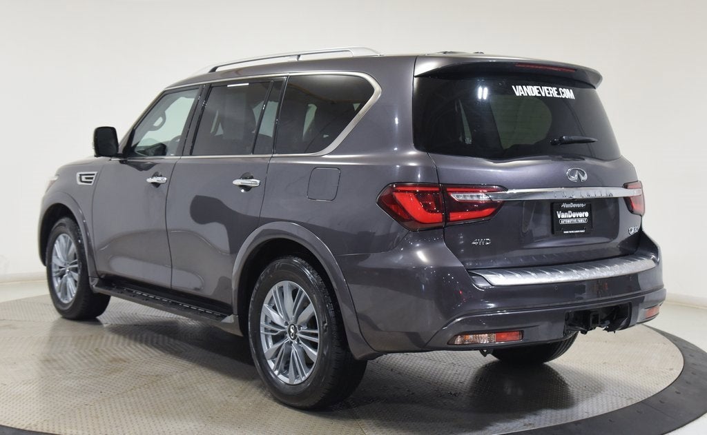 2024 INFINITI QX80 LUXE