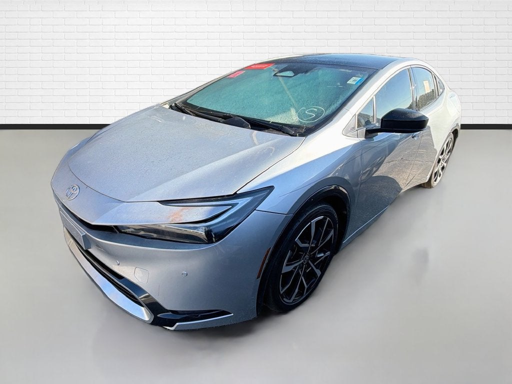 2025 Toyota Prius Plug-In Hybrid SE
