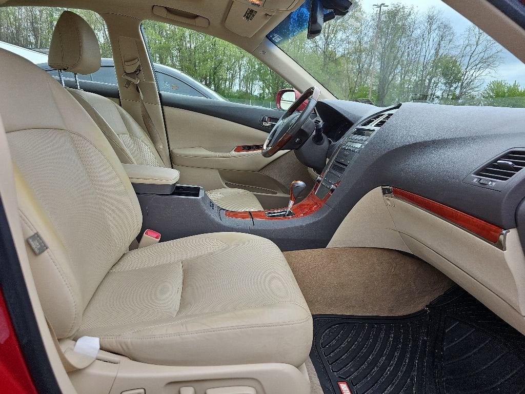 2011 Lexus ES 350 NA