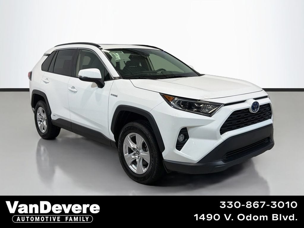 2021 Toyota RAV4 Hybrid XLE