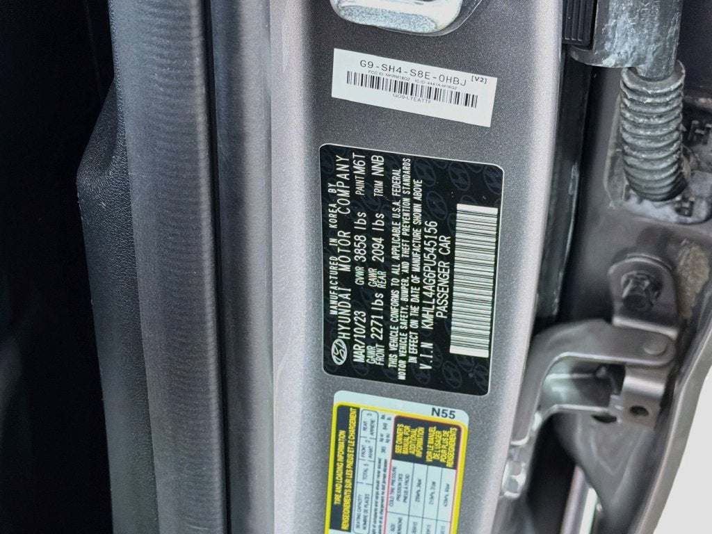 2023 Hyundai Elantra SE