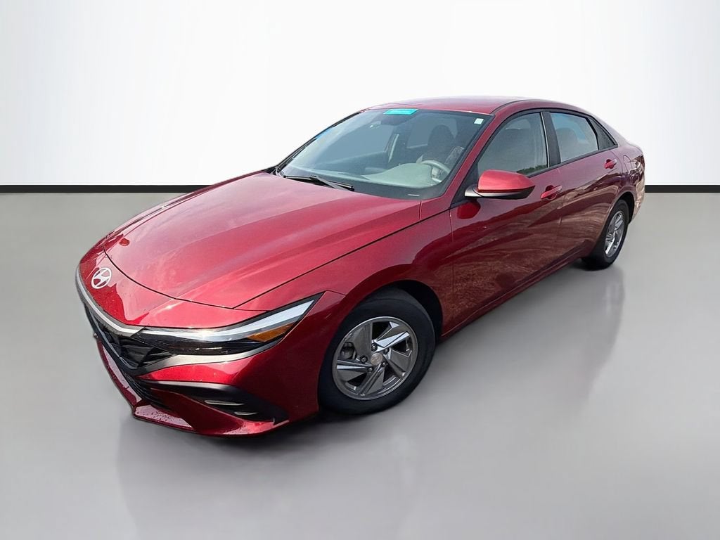 2024 Hyundai Elantra SE