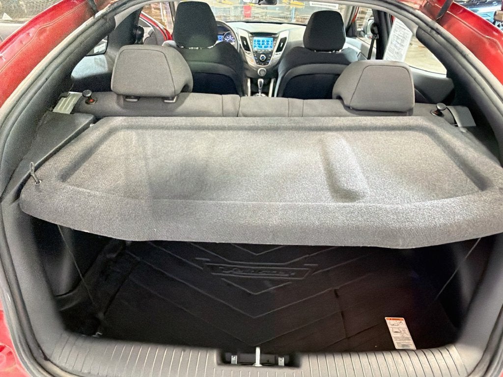 2016 Hyundai Veloster NA
