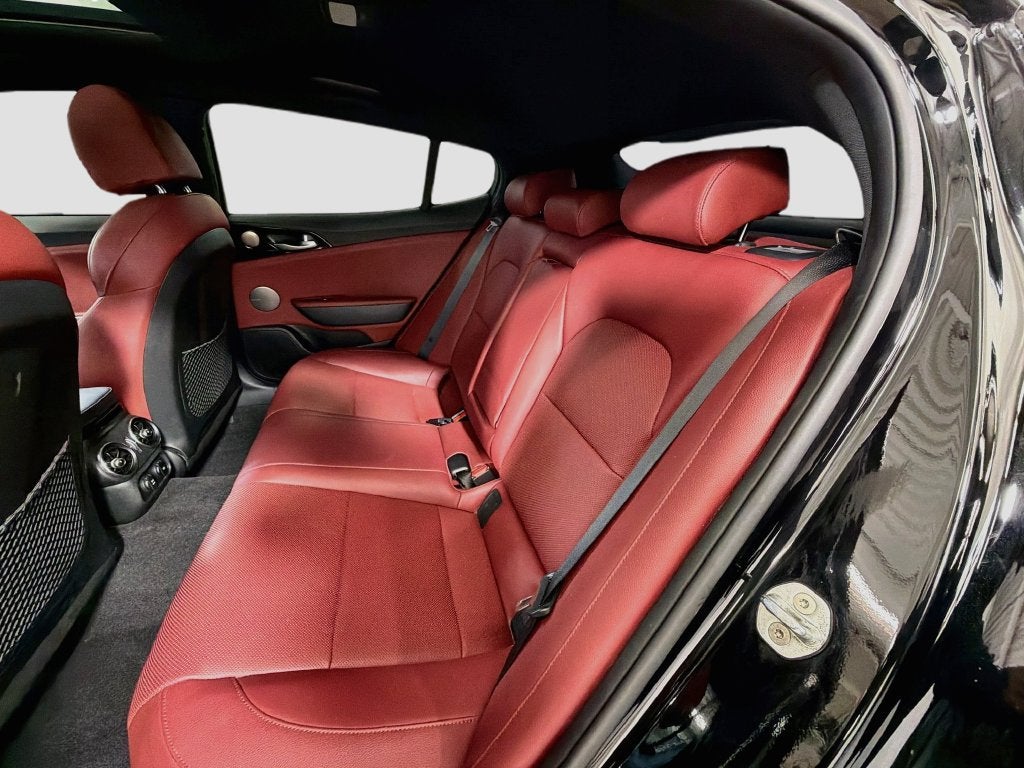 2022 Kia Stinger GT-Line