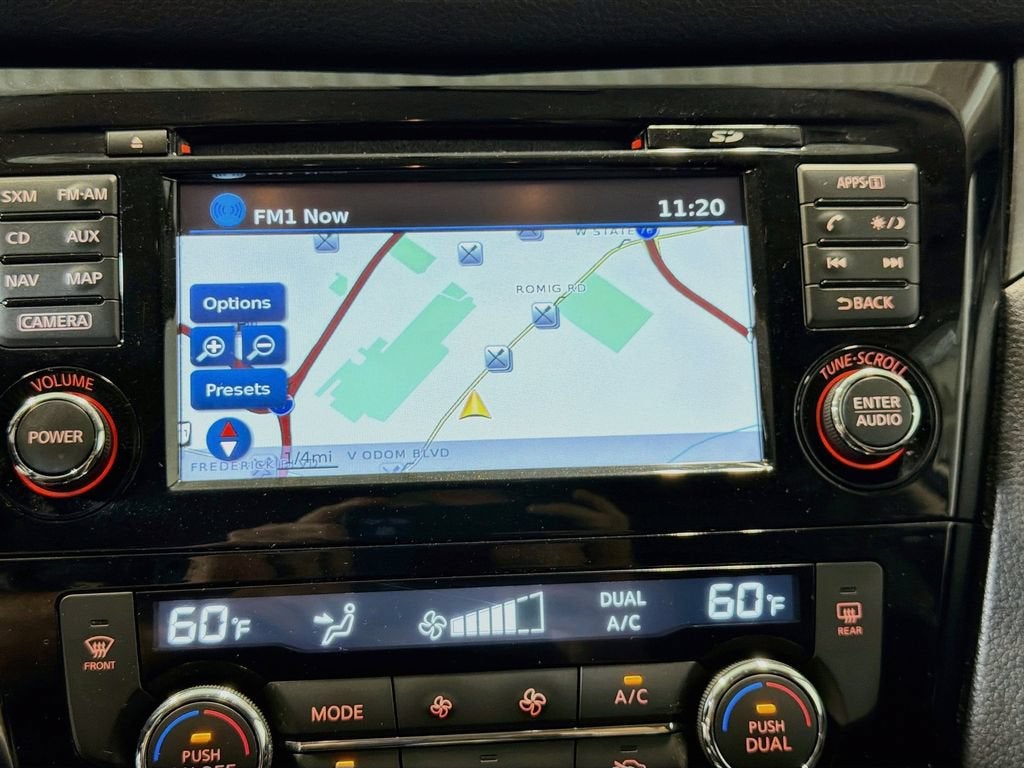 2016 Nissan Rogue SV