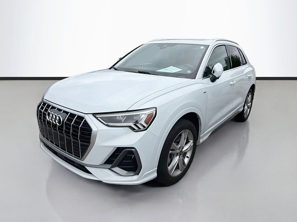 2022 Audi Q3 S line Premium Plus