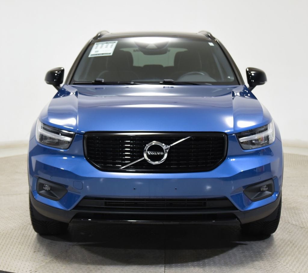 2020 Volvo XC40 R-Design