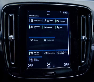 2020 Volvo XC40 R-Design