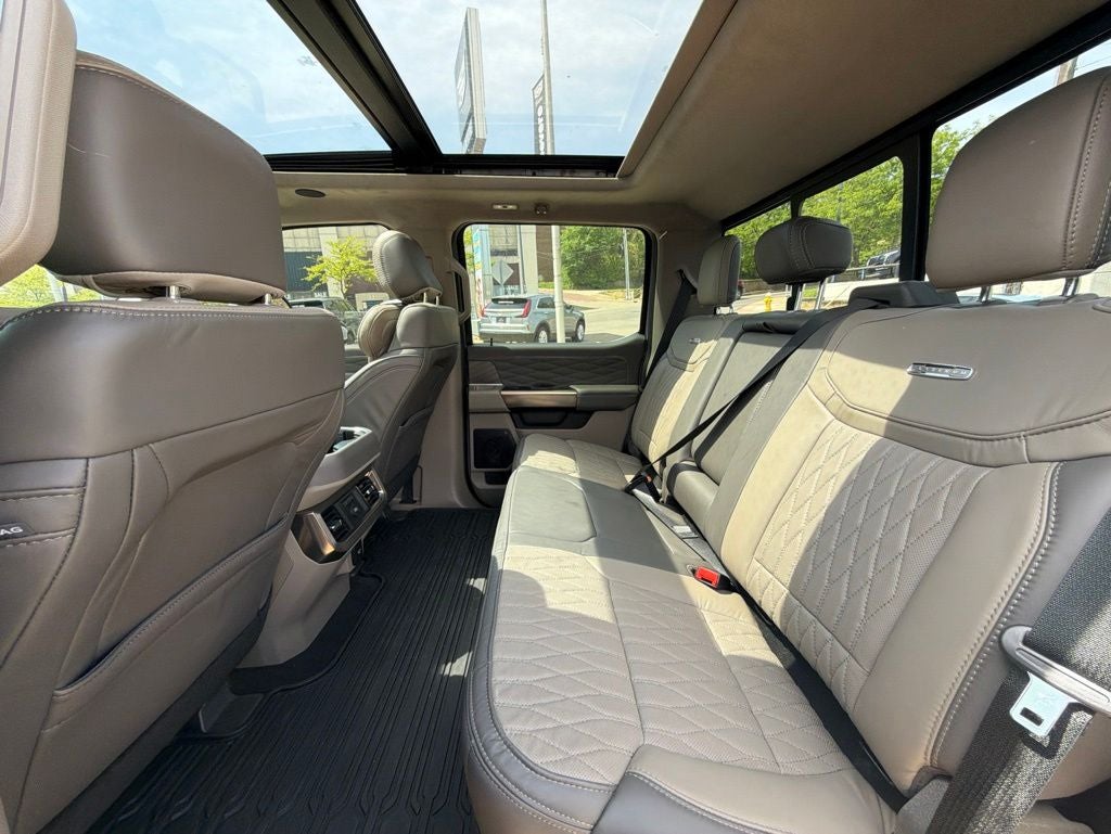 2025 Ford F-450SD Platinum DRW