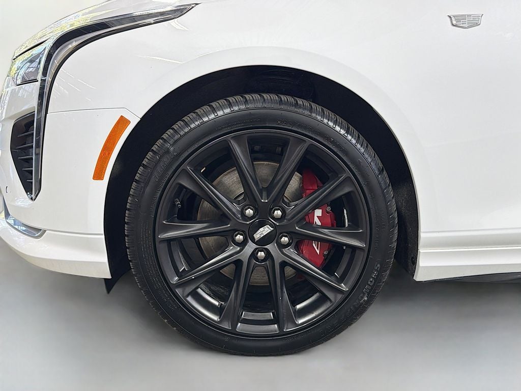 2023 Cadillac CT4 Sport