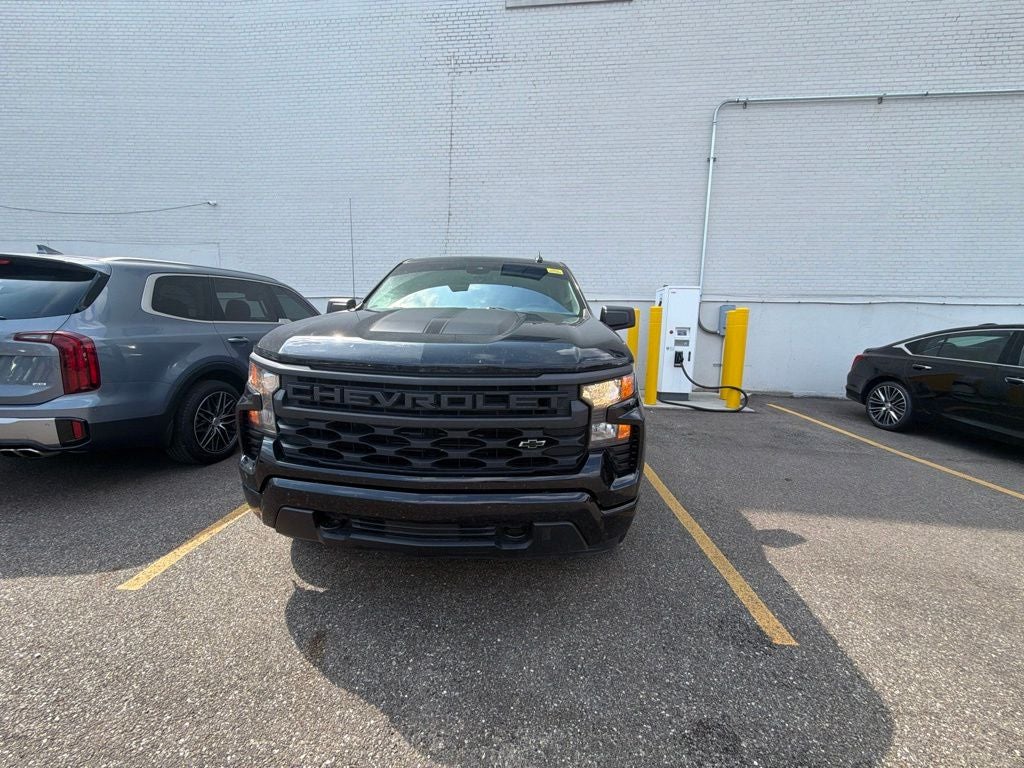 2024 Chevrolet Silverado 1500 Custom