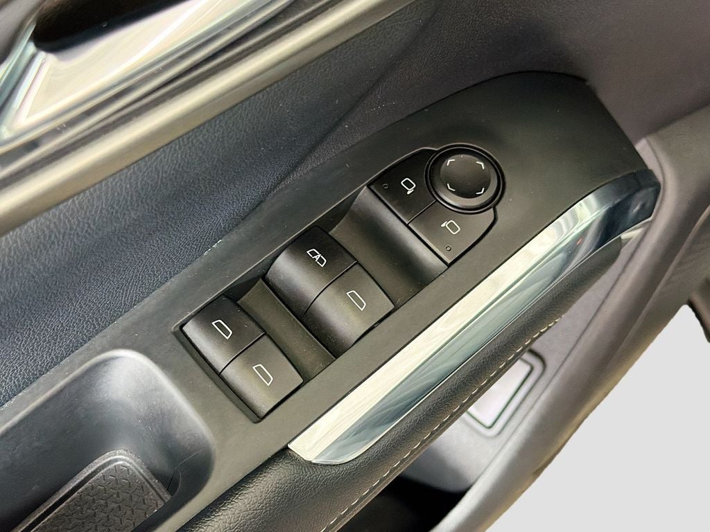 2025 Chevrolet Traverse LT 2LT