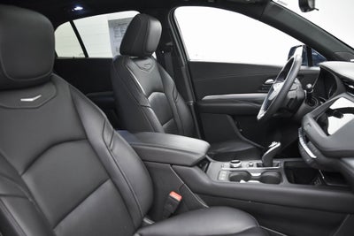 2022 Cadillac XT4 Premium Luxury