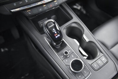 2022 Cadillac XT4 Premium Luxury