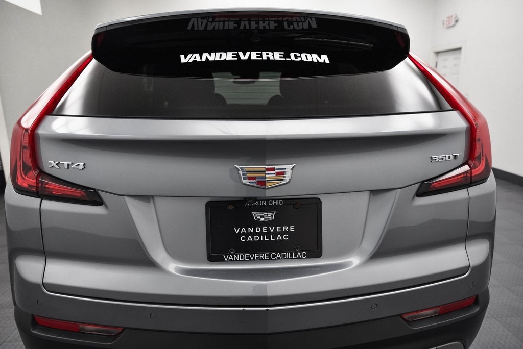 2023 Cadillac XT4 Premium Luxury