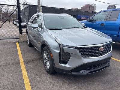 2024 Cadillac XT4 Premium Luxury
