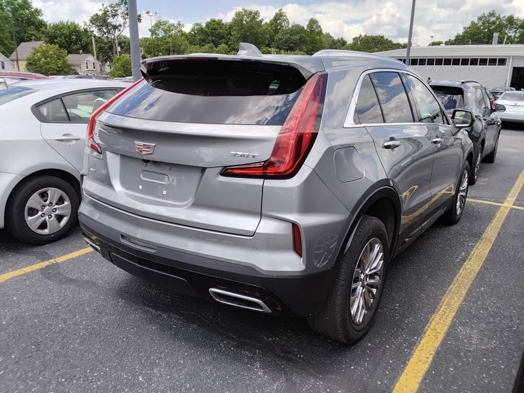 2024 Cadillac XT4 Premium Luxury