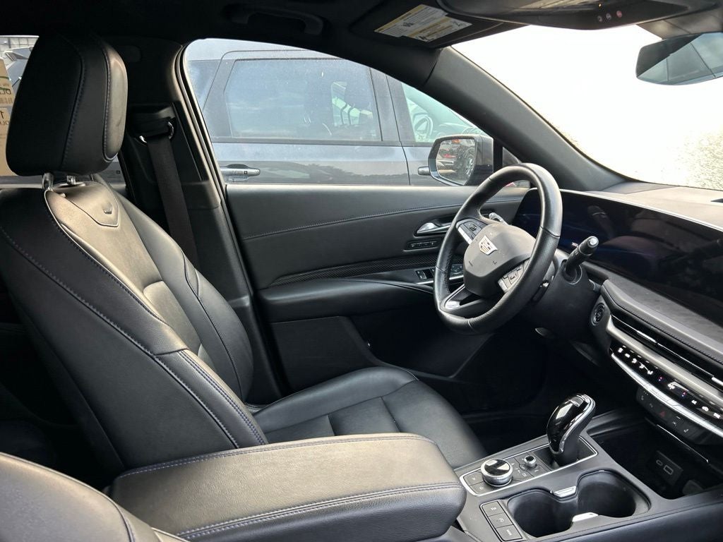 2024 Cadillac XT4 Sport