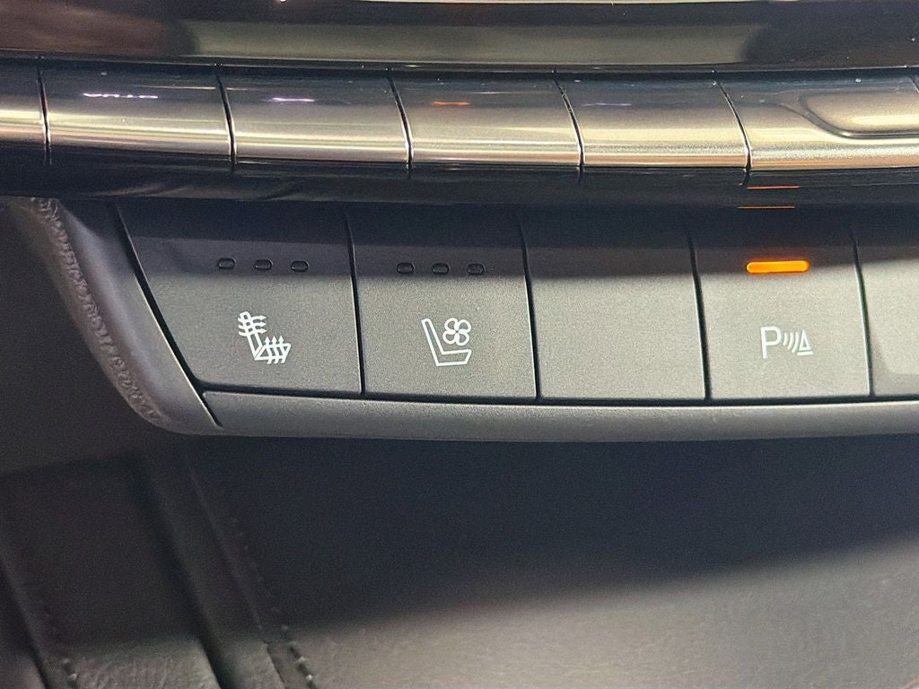 2025 Cadillac XT4 Sport