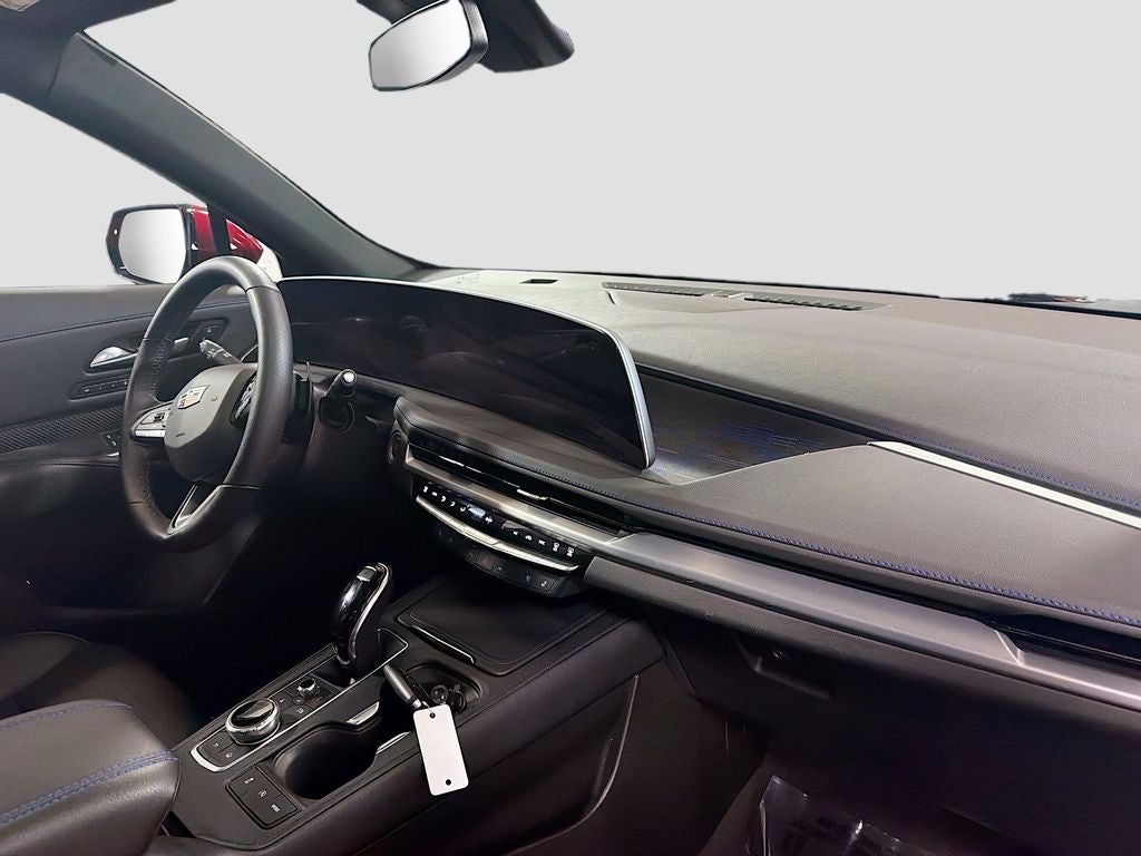 2025 Cadillac XT4 Sport