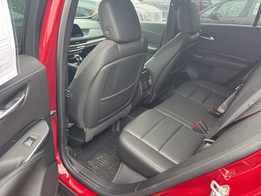 2025 Cadillac XT4 Sport