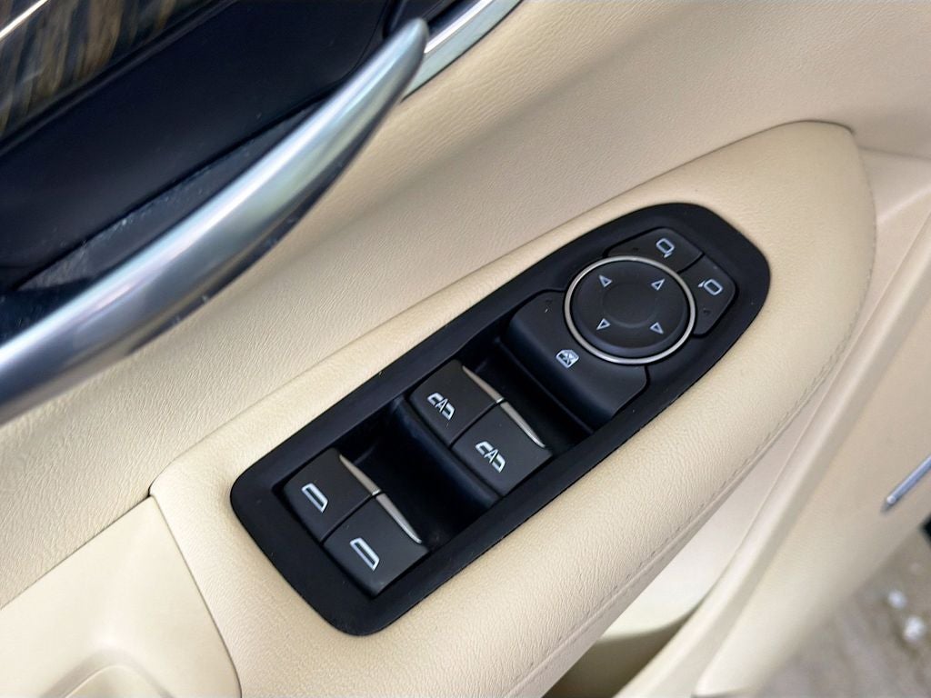 2018 Cadillac XT5 Base