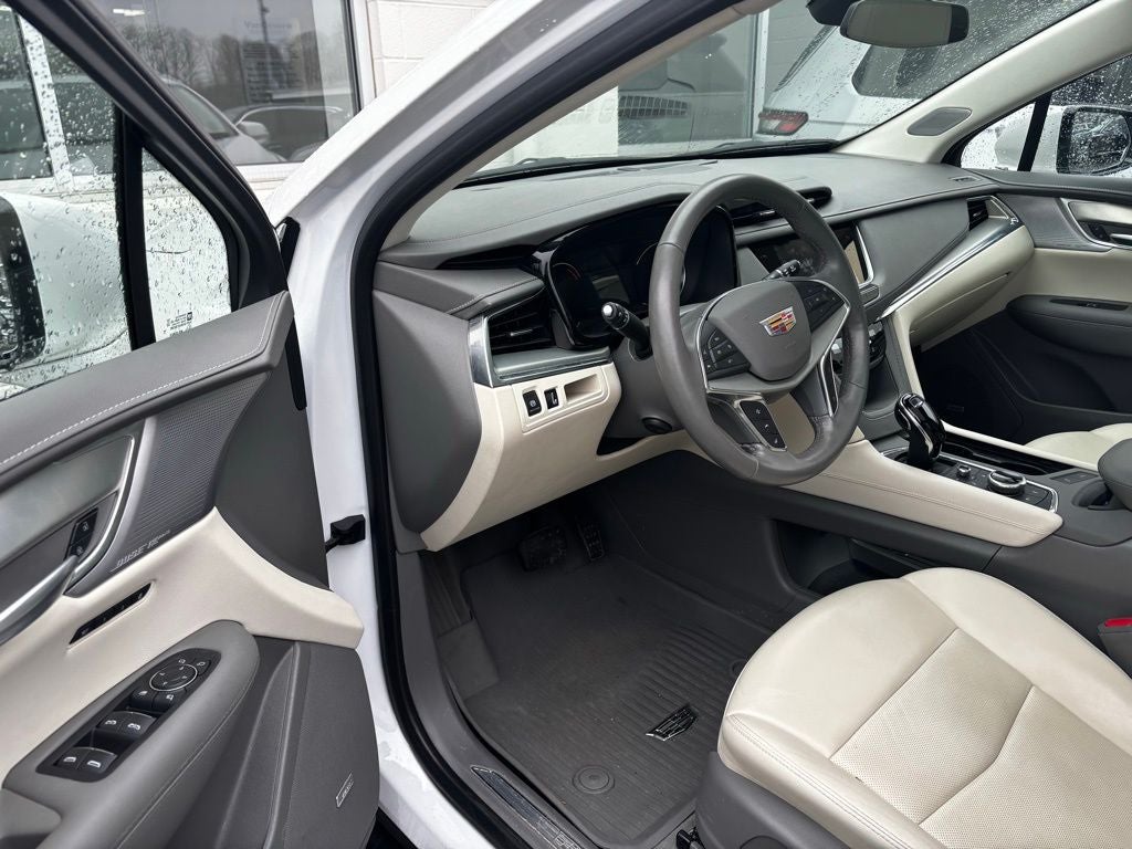 2023 Cadillac XT5 Premium Luxury