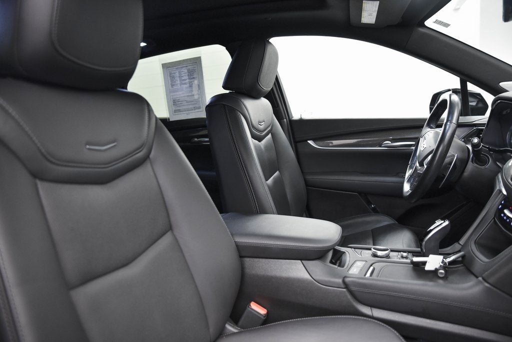 2022 Cadillac XT5 Sport