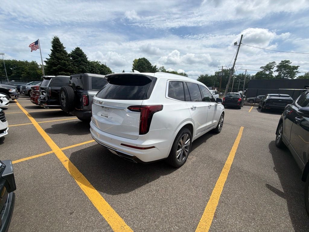 2021 Cadillac XT6 Premium Luxury