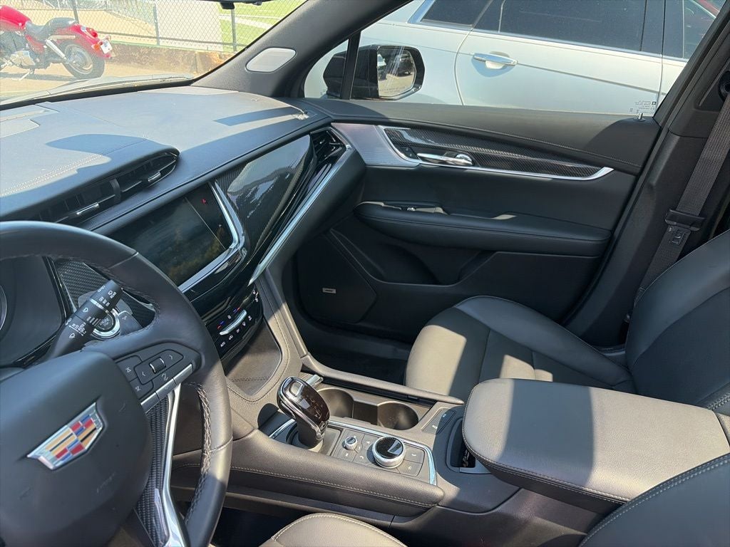 2024 Cadillac XT6 Sport