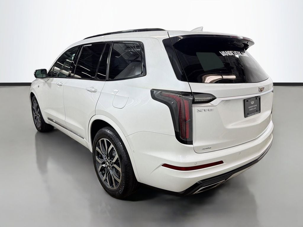 2021 Cadillac XT6 Sport