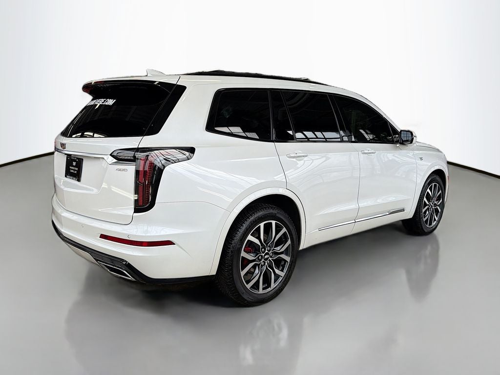 2022 Cadillac XT6 Sport