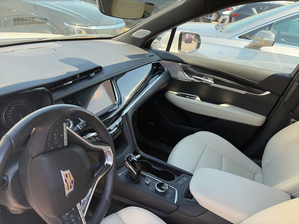 2024 Cadillac XT6 Sport