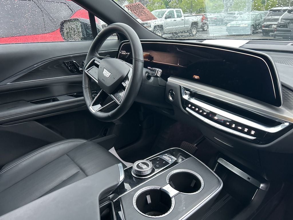 2024 Cadillac LYRIQ Sport