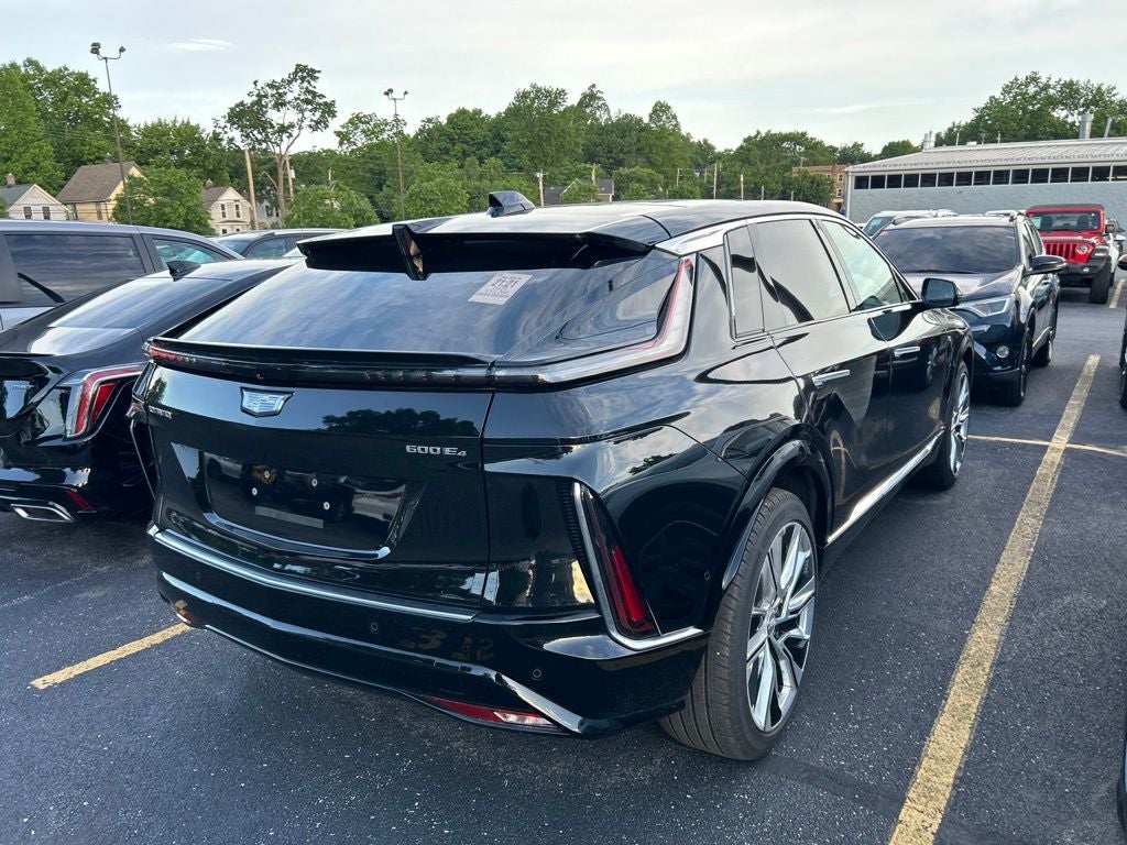 2025 Cadillac LYRIQ Luxury