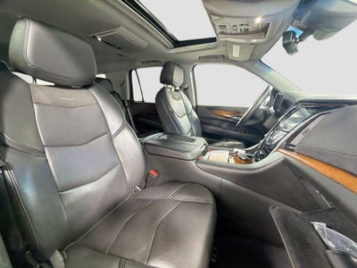 2017 Cadillac Escalade Luxury
