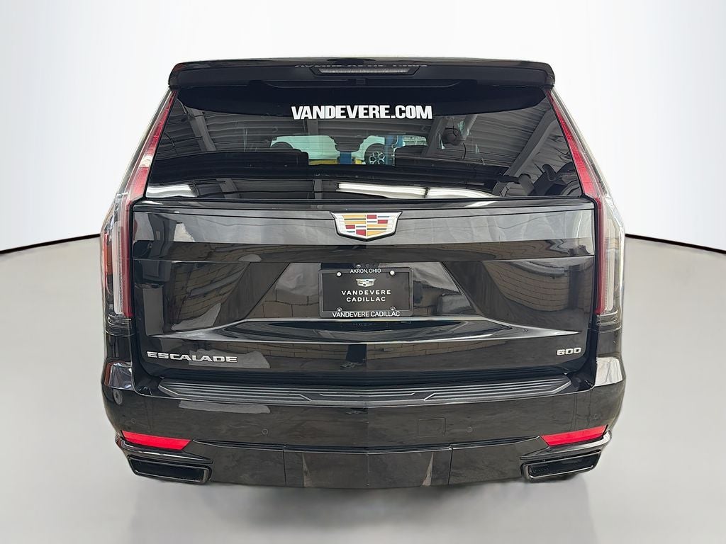 2023 Cadillac Escalade Sport