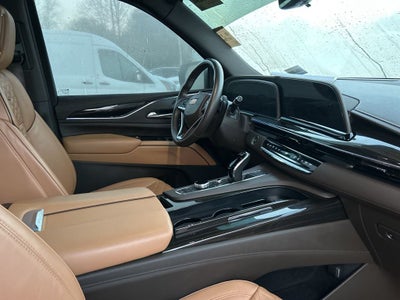 2023 Cadillac Escalade Sport