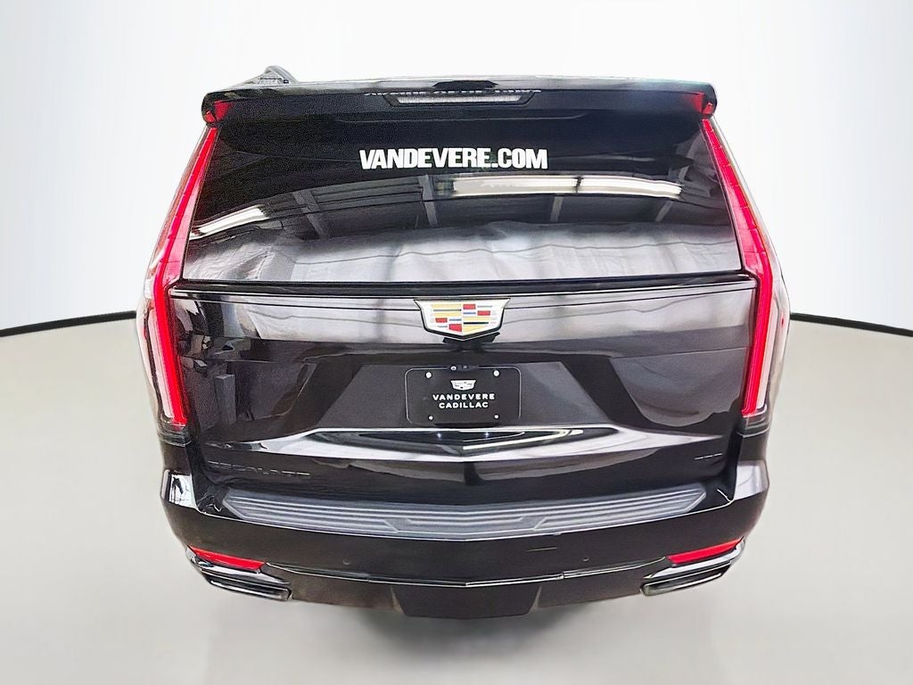 2023 Cadillac Escalade Sport