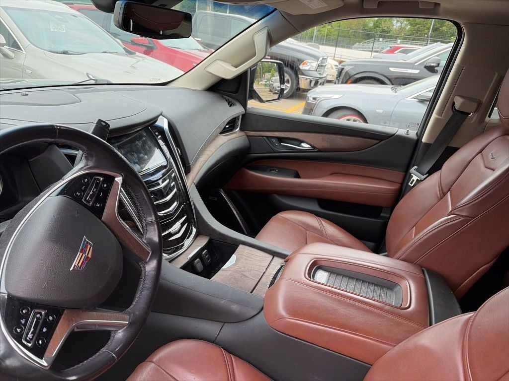 2019 Cadillac Escalade ESV Luxury