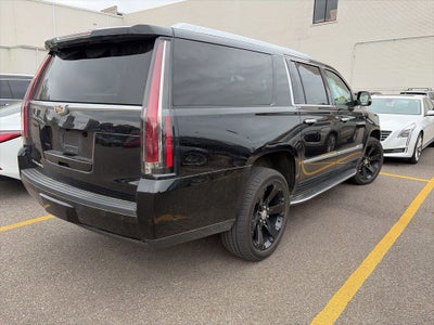 2019 Cadillac Escalade ESV Luxury