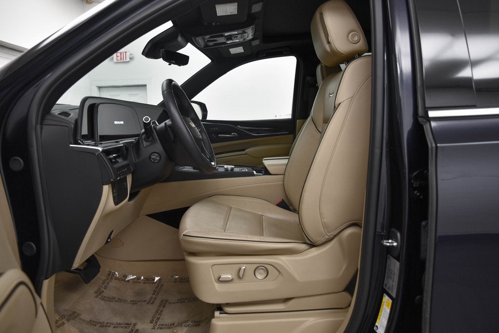 2024 Cadillac Escalade ESV Premium