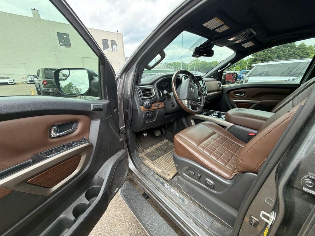 2021 Nissan Titan Platinum Reserve