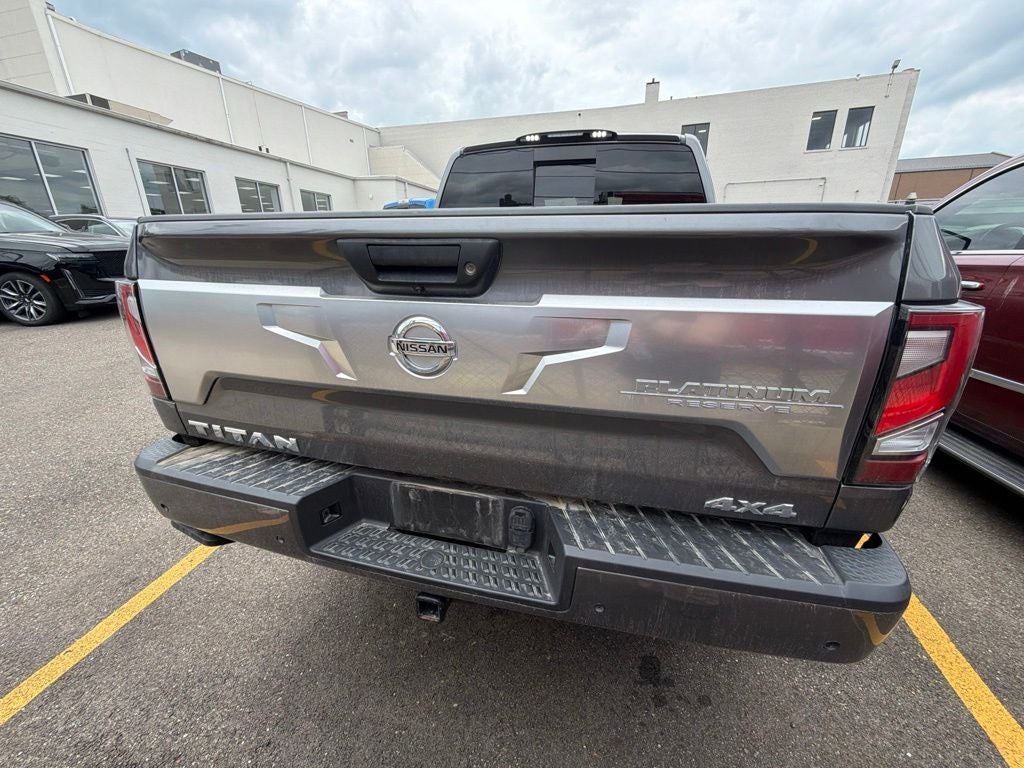 2021 Nissan Titan Platinum Reserve